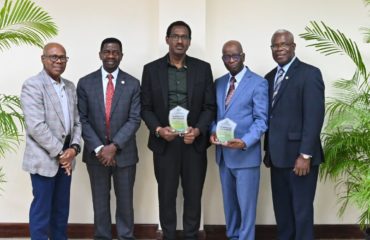 Left: Dr. Len Archer (USC’s Provost), Dr. Colwick Wilson (USC’s President), Dexter Riley (CEO of Unipet), Dr. Leon Wilson (Professor and Chair, Morgan State University, formerly served USC as Provost in 2018), and Ps. Kern Tobias (South Caribbean Conference, President)